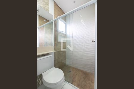 Casa de condomínio à venda com 100m², 3 quartos e 2 vagas Casa de condomínio à venda com 100m², 3 quartos e 2 vagasBanheiro da Suíte 2