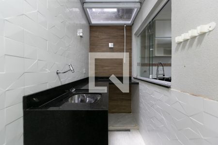 Casa de condomínio à venda com 100m², 3 quartos e 2 vagas Casa de condomínio à venda com 100m², 3 quartos e 2 vagasÁrea de Serviço