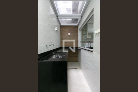 Casa de condomínio à venda com 100m², 3 quartos e 2 vagas Casa de condomínio à venda com 100m², 3 quartos e 2 vagasÁrea de Serviço