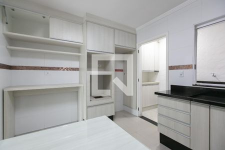 Casa de condomínio à venda com 100m², 3 quartos e 2 vagas Casa de condomínio à venda com 100m², 3 quartos e 2 vagasCozinha - Armários