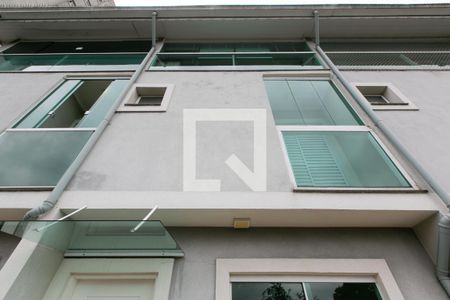 Casa de condomínio à venda com 100m², 3 quartos e 2 vagas Casa de condomínio à venda com 100m², 3 quartos e 2 vagasFachada da casa