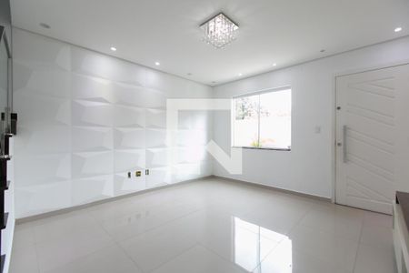 Sala de casa de condomínio à venda com 3 quartos, 100m² em Vila Taquari, São Paulo
