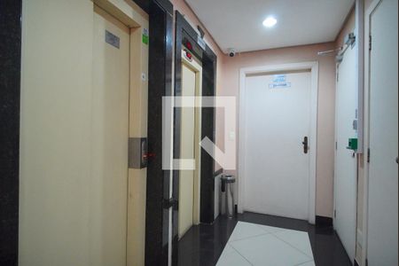 Apartamento à venda com 85m², 2 quartos e 2 vagasÁrea comum - Hall de Entrada