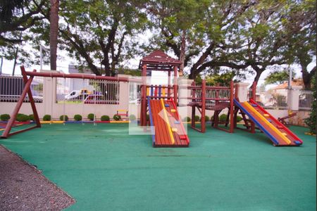 Apartamento à venda com 85m², 2 quartos e 2 vagasÁrea comum - Playground