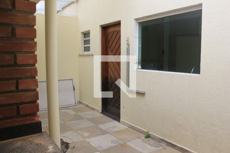 Casa à venda com 147m², 3 quartos e 4 vagasQuintal