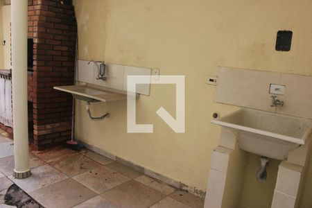 Casa à venda com 147m², 3 quartos e 4 vagasÁrea de Serviço