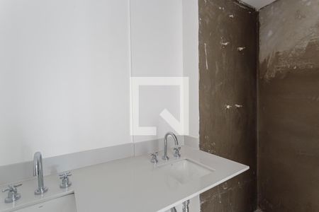 Apartamento à venda com 105m², 2 quartos e 2 vagasBanheiro da Suíte 2