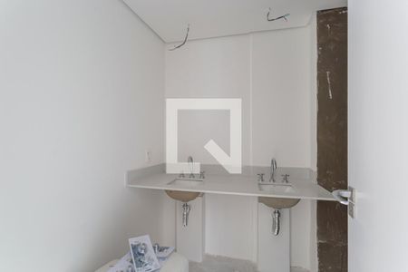 Apartamento à venda com 105m², 2 quartos e 2 vagasBanheiro da Suíte 2