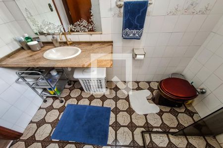 Casa à venda com 280m², 4 quartos e 5 vagas Casa à venda com 280m², 4 quartos e 5 vagasBanheiro