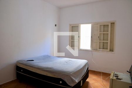 Casa à venda com 270m², 3 quartos e 4 vagas Casa à venda com 270m², 3 quartos e 4 vagasSuíte