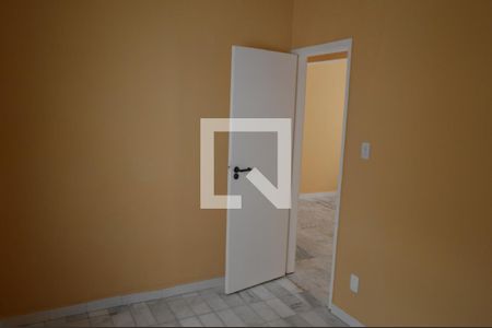 Quarto 1 de apartamento para alugar com 3 quartos, 62m² em Tanque, Rio de Janeiro