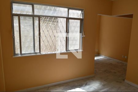 Sala 1 de apartamento para alugar com 3 quartos, 62m² em Tanque, Rio de Janeiro