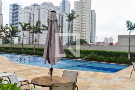 Apartamento à venda com 84m², 3 quartos e 2 vagas Apartamento à venda com 84m², 3 quartos e 2 vagasÁrea comum - Piscina