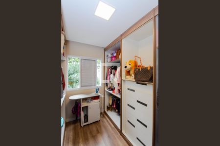 Apartamento à venda com 84m², 3 quartos e 2 vagasQuarto 2 - Armários