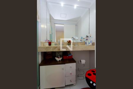 Apartamento à venda com 84m², 3 quartos e 2 vagasBanheiro da Suíte