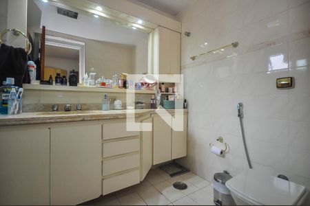 Apartamento à venda com 184m², 4 quartos e 3 vagasBanheiro Suíte 3