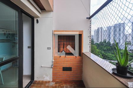 Apartamento à venda com 184m², 4 quartos e 3 vagasVaranda