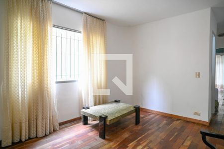 Casa à venda com 199m², 3 quartos e 2 vagas Casa à venda com 199m², 3 quartos e 2 vagasSala de Jantar