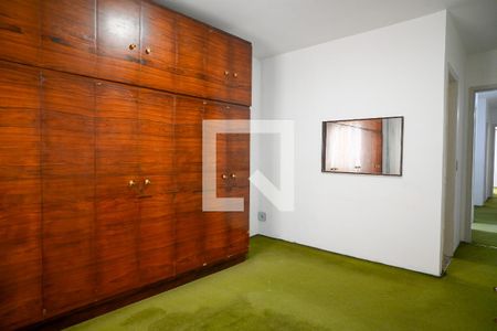 Casa à venda com 199m², 3 quartos e 2 vagas Casa à venda com 199m², 3 quartos e 2 vagasQuarto 1 - Suite