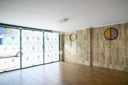 Casa à venda com 199m², 3 quartos e 2 vagas Casa à venda com 199m², 3 quartos e 2 vagasGaragem