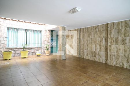 Casa à venda com 199m², 3 quartos e 2 vagas Casa à venda com 199m², 3 quartos e 2 vagasGaragem