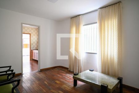 Casa à venda com 199m², 3 quartos e 2 vagas Casa à venda com 199m², 3 quartos e 2 vagasSala de Jantar