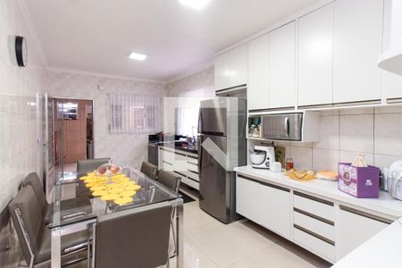 Casa à venda com 198m², 3 quartos e 2 vagas Casa à venda com 198m², 3 quartos e 2 vagasCozinha