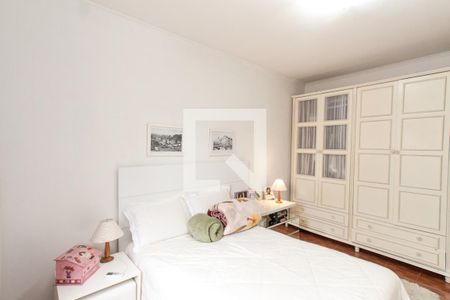 Casa à venda com 198m², 3 quartos e 2 vagas Casa à venda com 198m², 3 quartos e 2 vagasQuarto 1