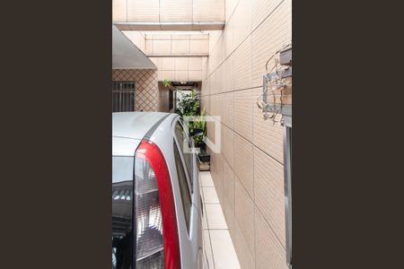 Casa à venda com 198m², 3 quartos e 2 vagas Casa à venda com 198m², 3 quartos e 2 vagasGaragem