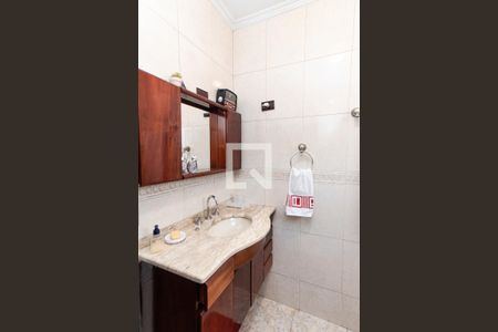 Casa à venda com 198m², 3 quartos e 2 vagas Casa à venda com 198m², 3 quartos e 2 vagasBanheiro da Suíte