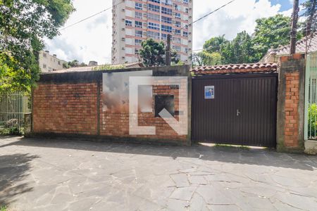 Casa para alugar com 300m², 1 quarto e 9 vagas Casa para alugar com 300m², 1 quarto e 9 vagasFachada