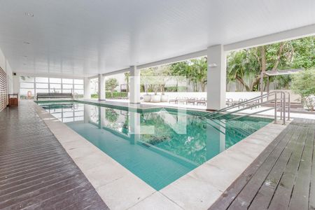 Apartamento à venda com 115m², 2 quartos e 2 vagasPiscina