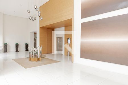 Apartamento à venda com 115m², 2 quartos e 2 vagasHal de Entrada