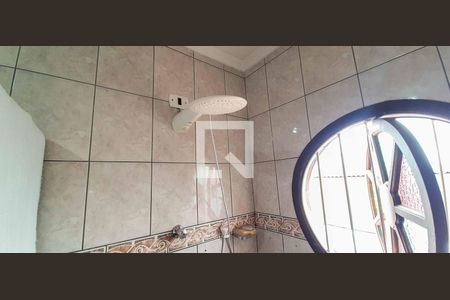 Casa à venda com 180m², 3 quartos e 2 vagas Casa à venda com 180m², 3 quartos e 2 vagasBanheiro Social