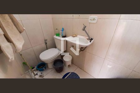 Casa à venda com 190m², 3 quartos e 2 vagasBanheiro de Serviço