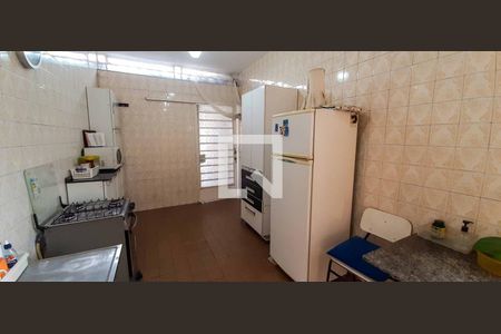 Casa à venda com 190m², 3 quartos e 2 vagasCozinha