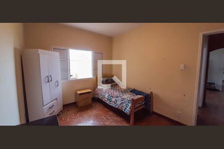 Casa à venda com 190m², 3 quartos e 2 vagasQuarto 2