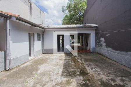 Casa à venda com 250m², 2 quartos e 5 vagas Casa à venda com 250m², 2 quartos e 5 vagasQuintal