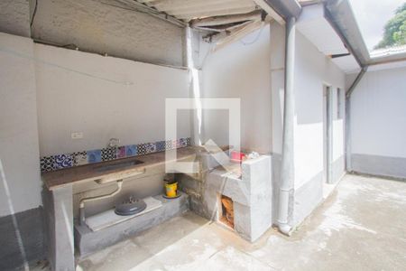 Casa à venda com 250m², 2 quartos e 5 vagas Casa à venda com 250m², 2 quartos e 5 vagasChurrasqueira