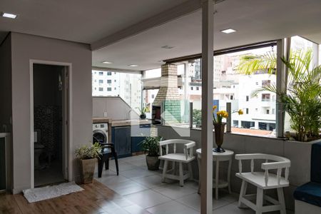 Apartamento à venda com 140m², 3 quartos e 2 vagas Apartamento à venda com 140m², 3 quartos e 2 vagasCobertura