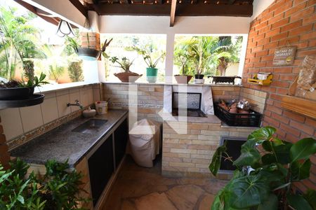 Casa à venda com 395m², 4 quartos e 4 vagasChurrasqueira