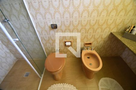 Casa à venda com 395m², 4 quartos e 4 vagasBanheiro 2