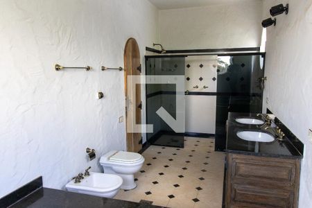 Casa à venda com 854m², 5 quartos e 8 vagas Casa à venda com 854m², 5 quartos e 8 vagasQuarto 1