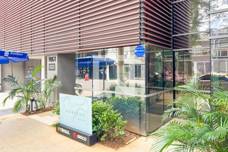 Apartamento à venda com 118m², 3 quartos e 2 vagas Apartamento à venda com 118m², 3 quartos e 2 vagasFachada