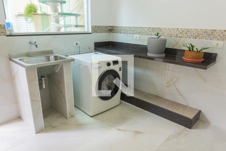 Casa à venda com 206m², 3 quartos e 2 vagasLavanderia