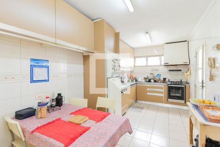 Apartamento para alugar com 215m², 4 quartos e 2 vagasCozinha