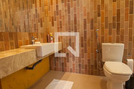 Casa de condomínio à venda com 350m², 3 quartos e 2 vagas Casa de condomínio à venda com 350m², 3 quartos e 2 vagasbanheiro suite hospedes