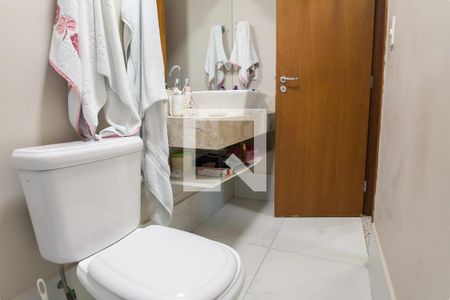 Casa de condomínio à venda com 350m², 3 quartos e 2 vagas Casa de condomínio à venda com 350m², 3 quartos e 2 vagasbanheiro suite 1