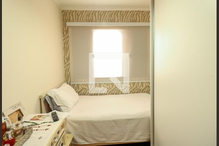 Casa à venda com 216m², 3 quartos e 3 vagas Casa à venda com 216m², 3 quartos e 3 vagasQuarto 2