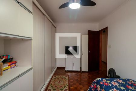 Casa à venda com 216m², 3 quartos e 3 vagas Casa à venda com 216m², 3 quartos e 3 vagasQuarto 1
